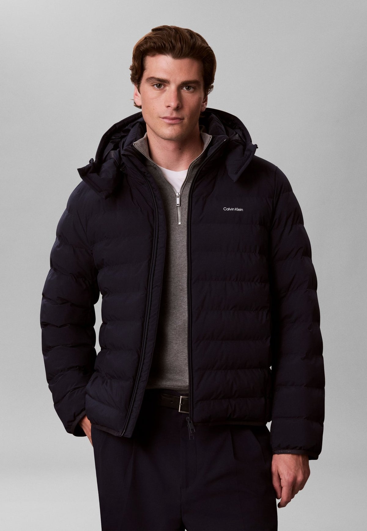 Calvin KleinLIGHTWEIGHT LOGO HOODED PUFFER JACKET - Übergangsjacke