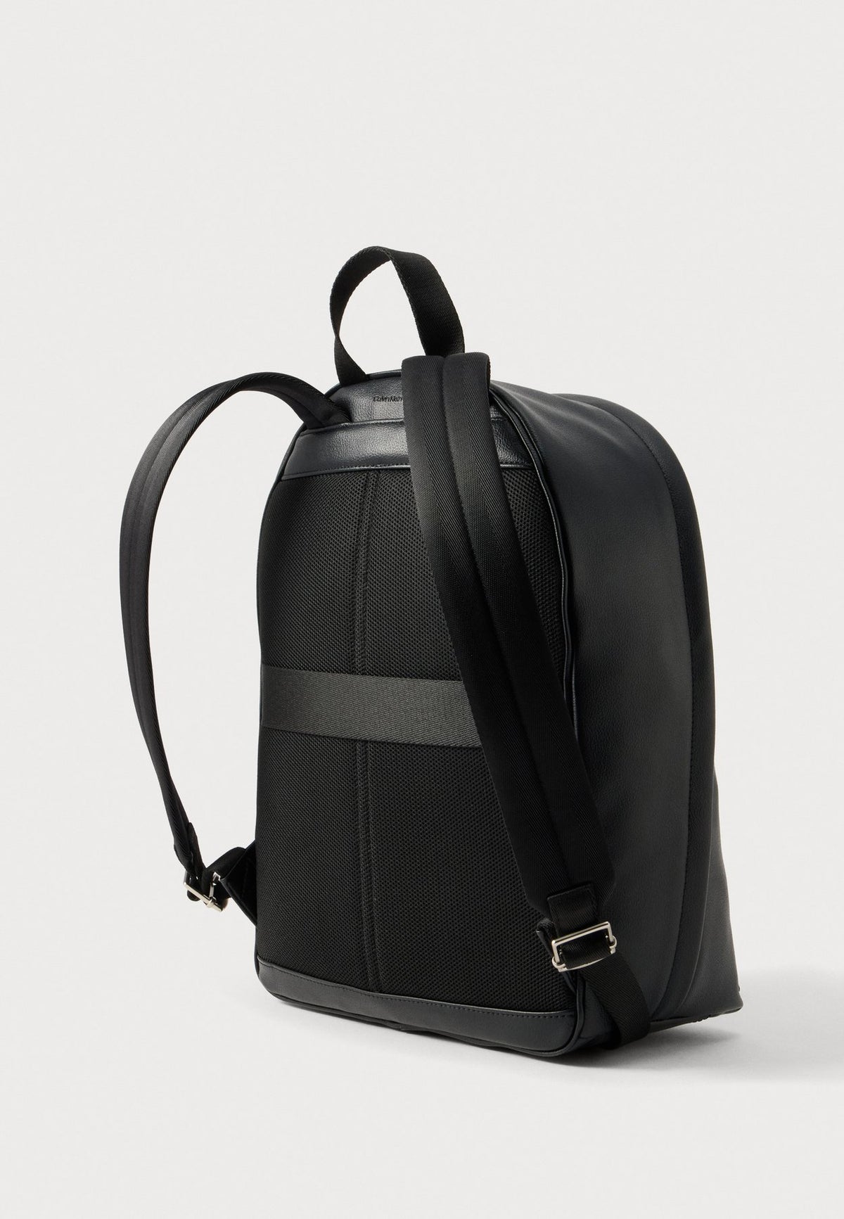 Calvin KleinCASUAL ROUND BACKPACK - Tagesrucksack