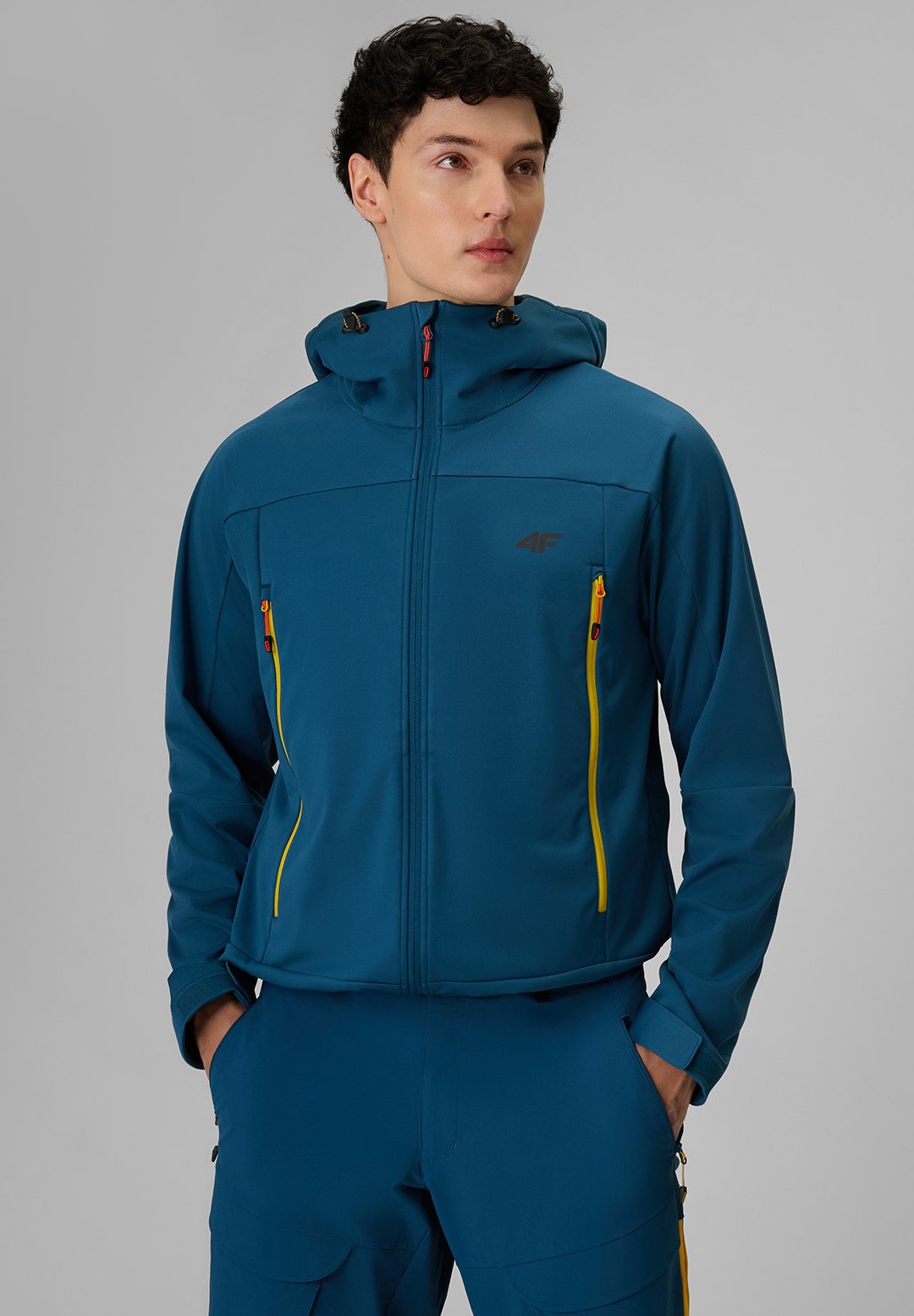 4F4F KURTKA SOFTSHELL WIATROODPORNA MEMBRANA 8000 MĘSKA - Softshelljacke