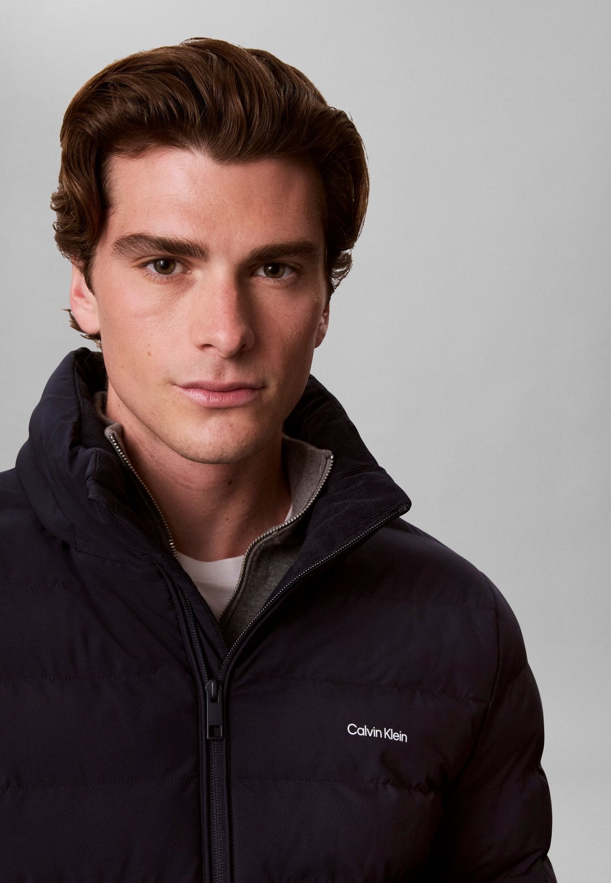 Calvin KleinLIGHTWEIGHT LOGO HOODED PUFFER JACKET - Übergangsjacke