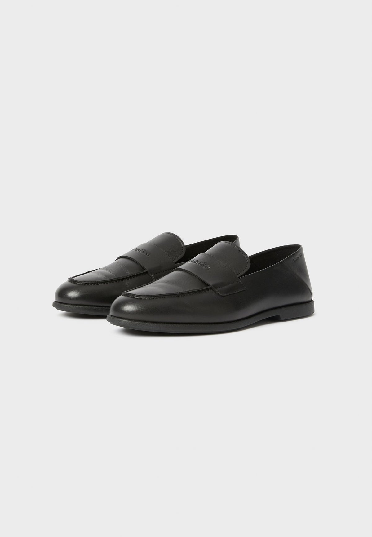 Calvin KleinEXCLUSIVE LEATHER LOW PROFILE PENNY STRAP LOAFERS - Slipper