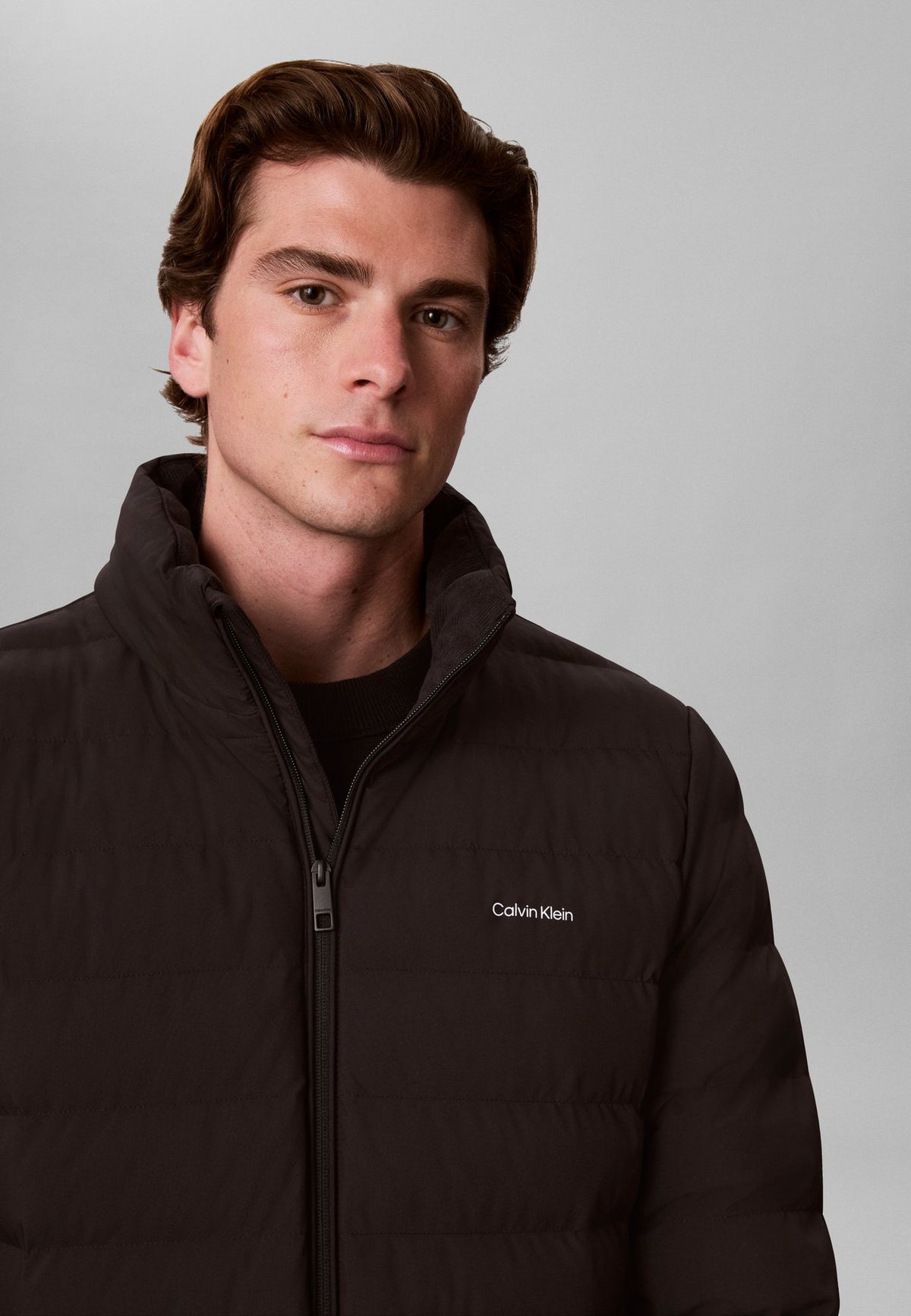 Calvin KleinLIGHTWEIGHT LOGO HOODED PUFFER JACKET - Übergangsjacke