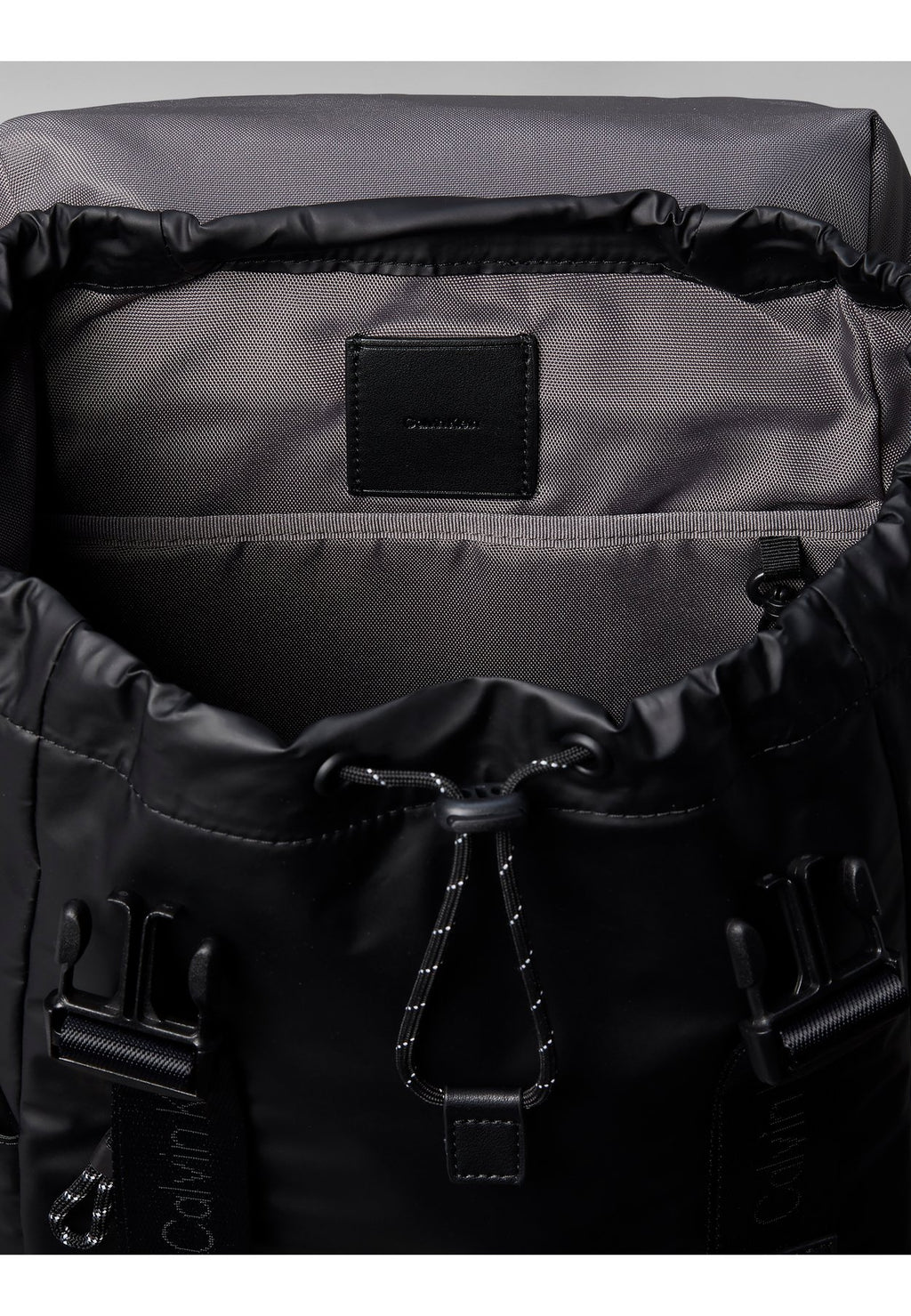 Calvin KleinWATER-REPELLENT FLAP BACKPACK - Tagesrucksack