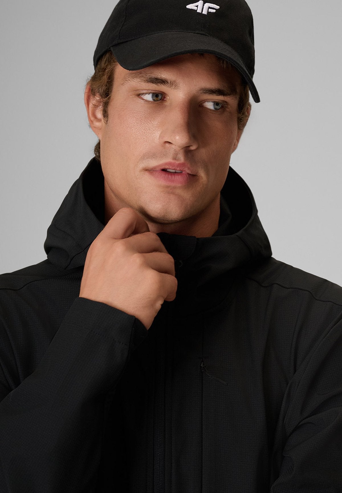4F4F KURTKA SOFTSHELL WIATROODPORNA MEMBRANA 8000 MĘSKA - Softshelljacke