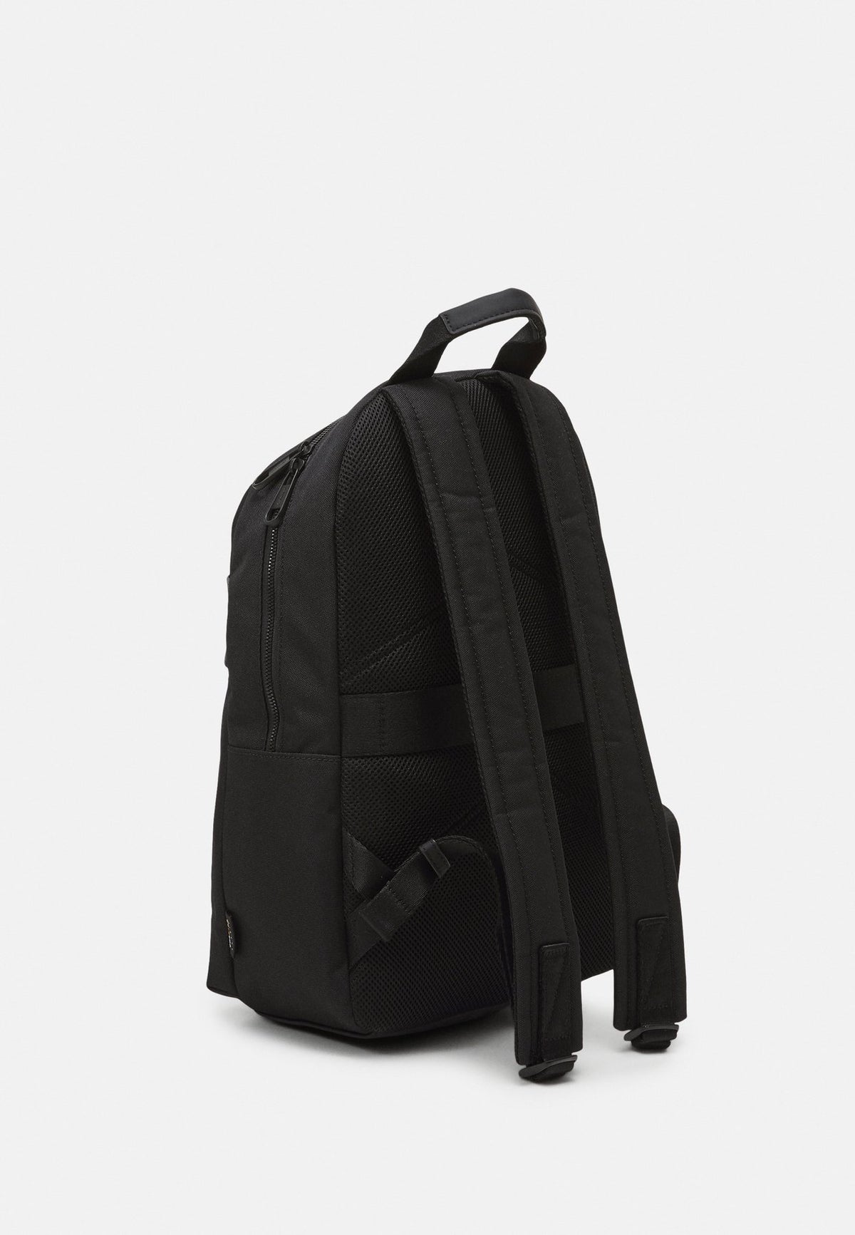 Calvin KleinREMOTE ROUND UNISEX - Tagesrucksack