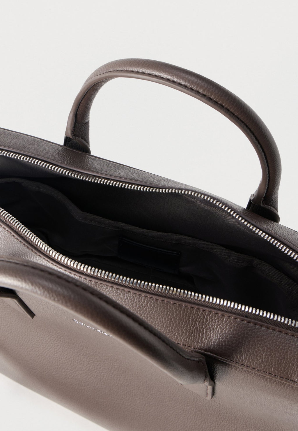 Calvin KleinMICRO PEBBLE COMMUTER LAPTOP BAG - Notebooktasche