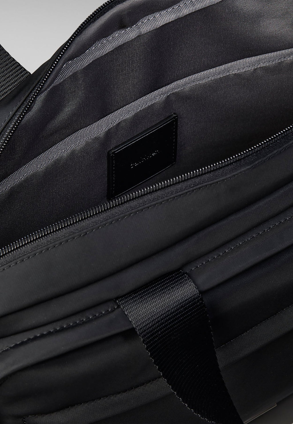 Calvin KleinCALVIN KLEIN WATER-REPELLENT COMMUTER LAPTOP BAG - Notebooktasche