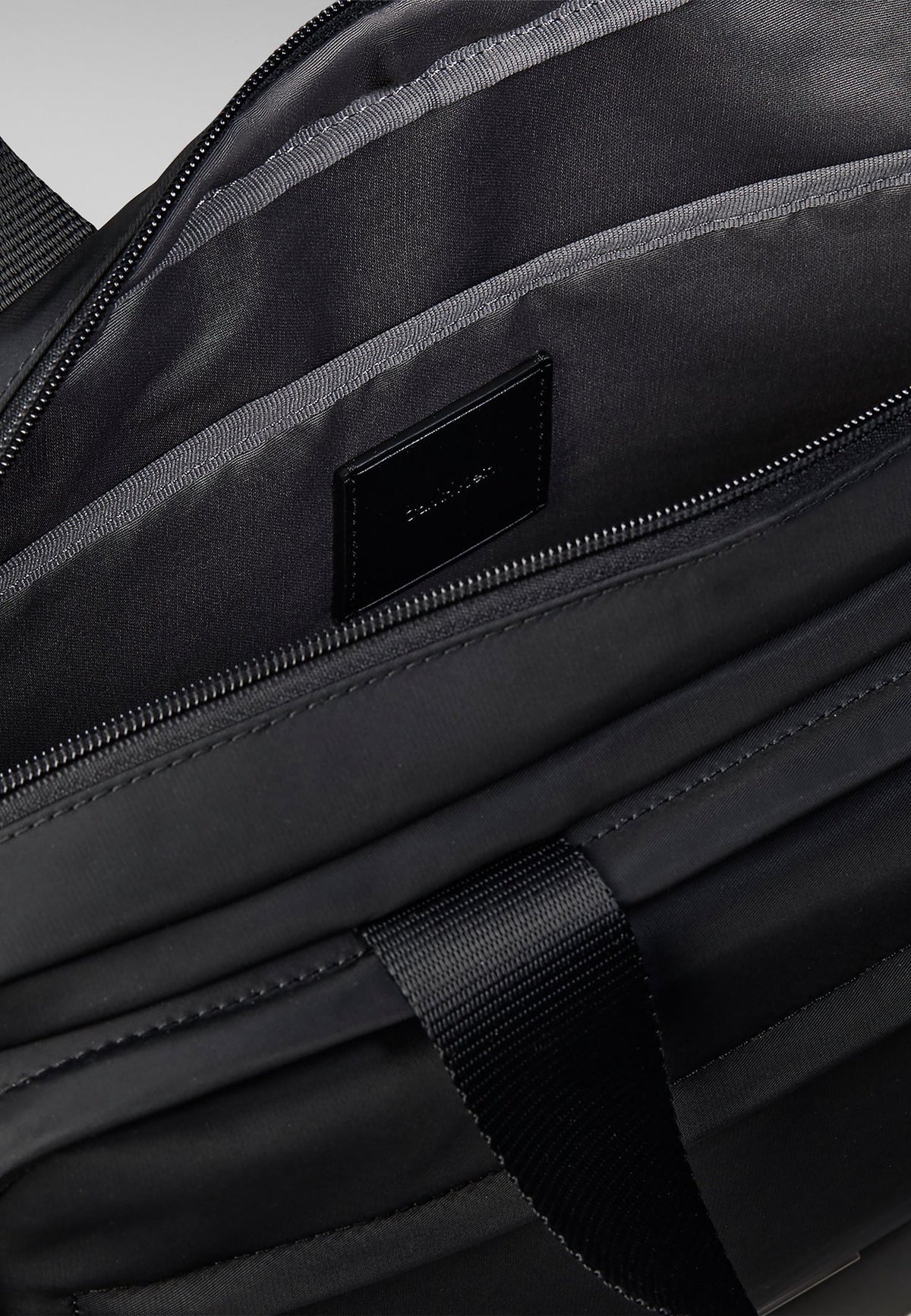 Calvin KleinCALVIN KLEIN WATER-REPELLENT COMMUTER LAPTOP BAG - Notebooktasche