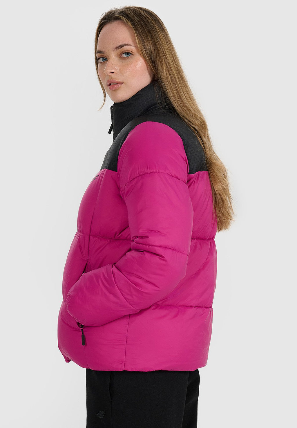 4F4F KURTKA ZIMOWA DAMSKA - Winterjacke