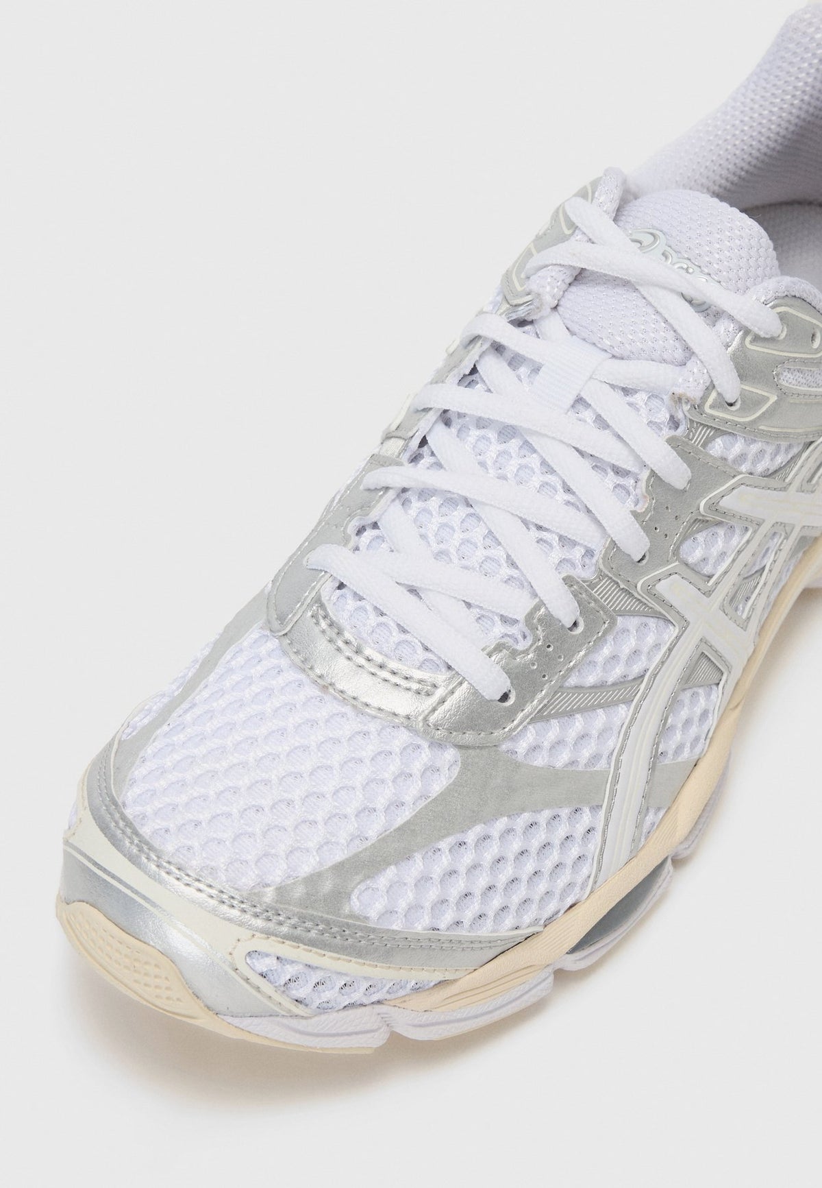 ASICS SportStyleGEL CUMULUS 16 UNISEX - Sneaker low