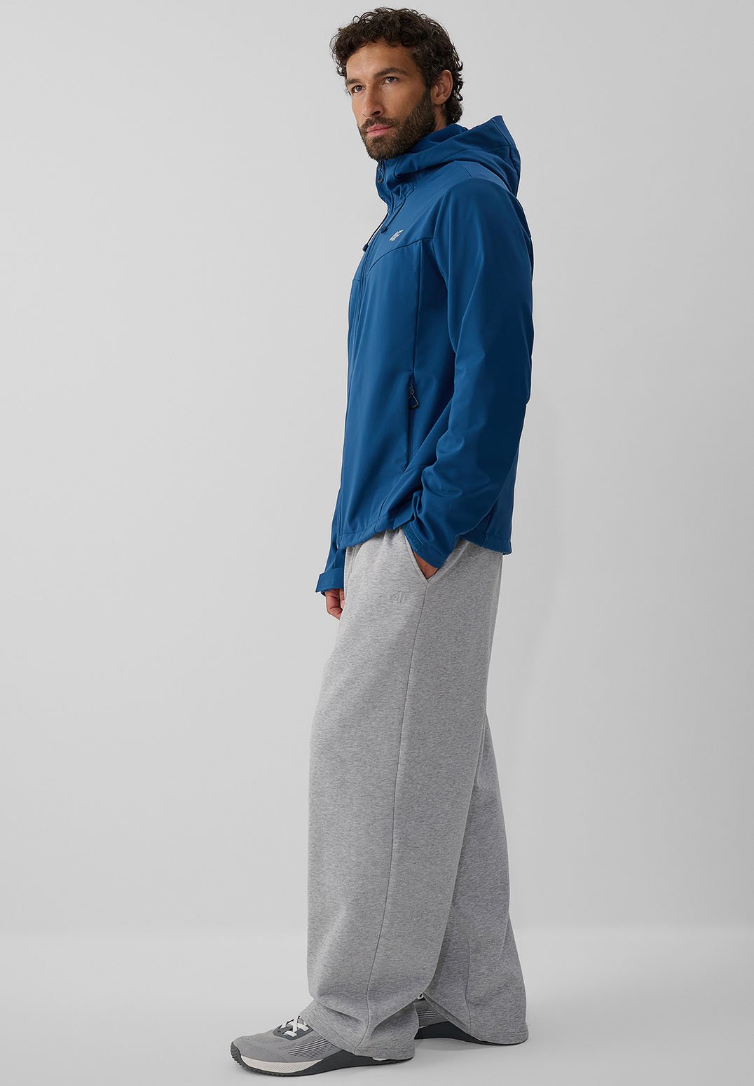 4F4F KURTKA SOFTSHELL WIATROODPORNA MEMBRANA 8000 MĘSKA - Softshelljacke