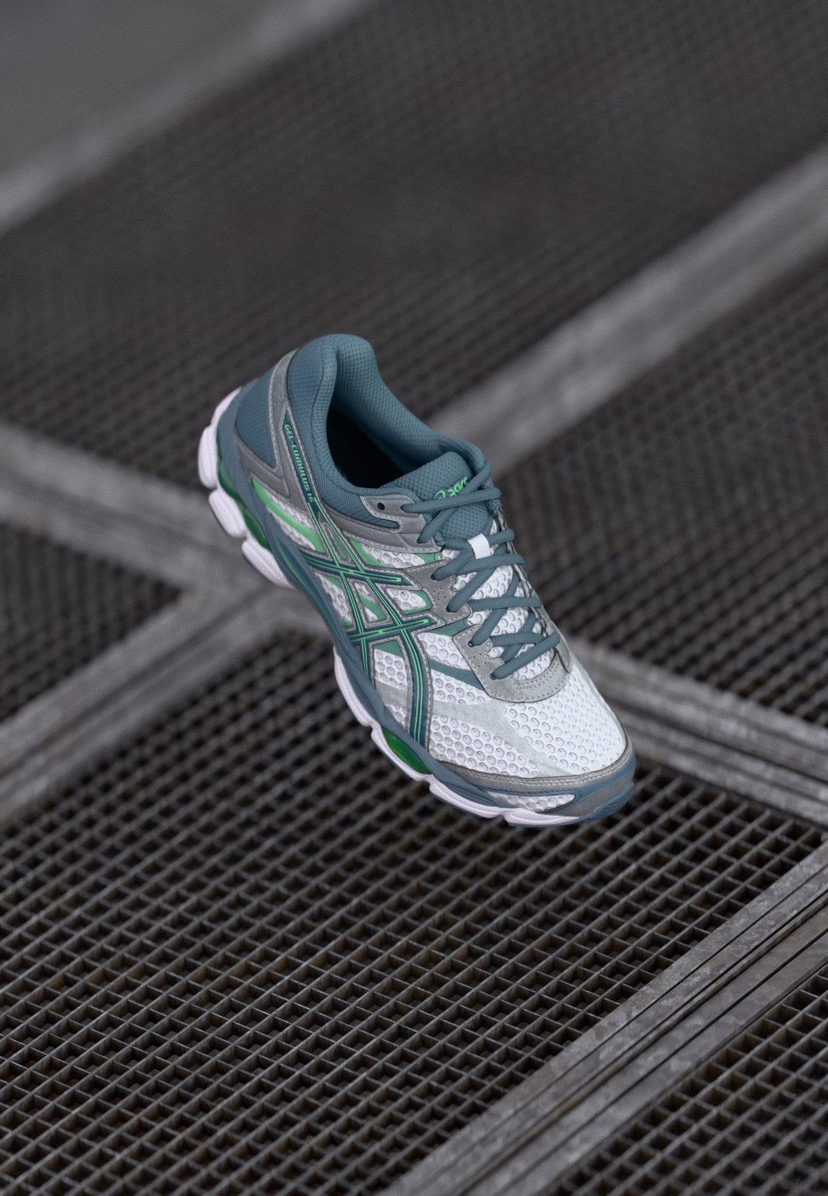 ASICS SportStyleGEL CUMULUS 16 UNISEX - Sneaker low