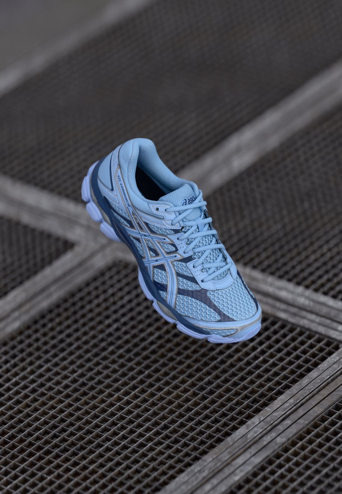 ASICS SportStyleGEL CUMULUS 16 UNISEX - Sneaker low