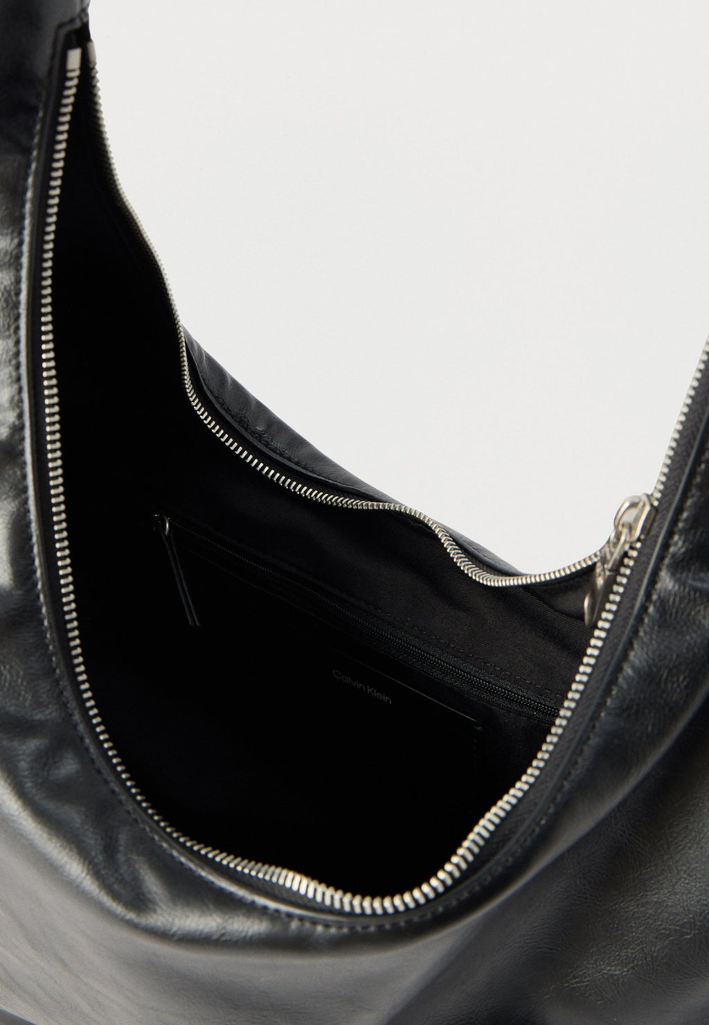 Calvin KleinBUCKLE CONVERTIBLE - Handtasche