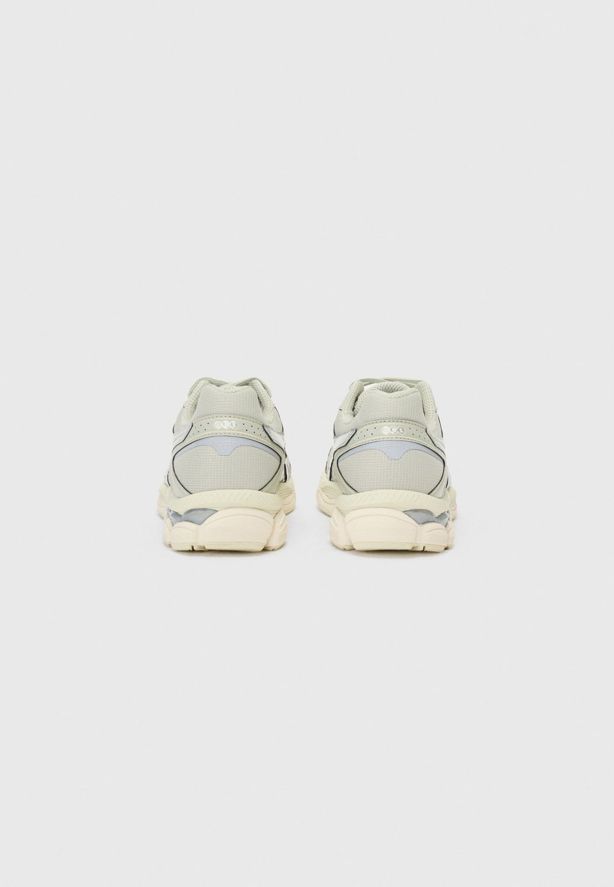 ASICS SportStyleGEL CUMULUS 16 UNISEX - Sneaker low