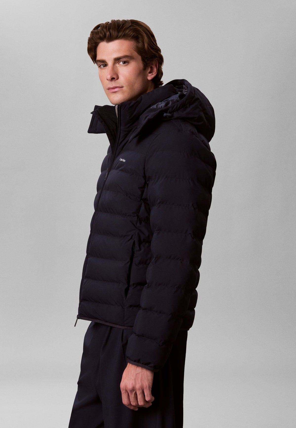 Calvin KleinLIGHTWEIGHT LOGO HOODED PUFFER JACKET - Übergangsjacke