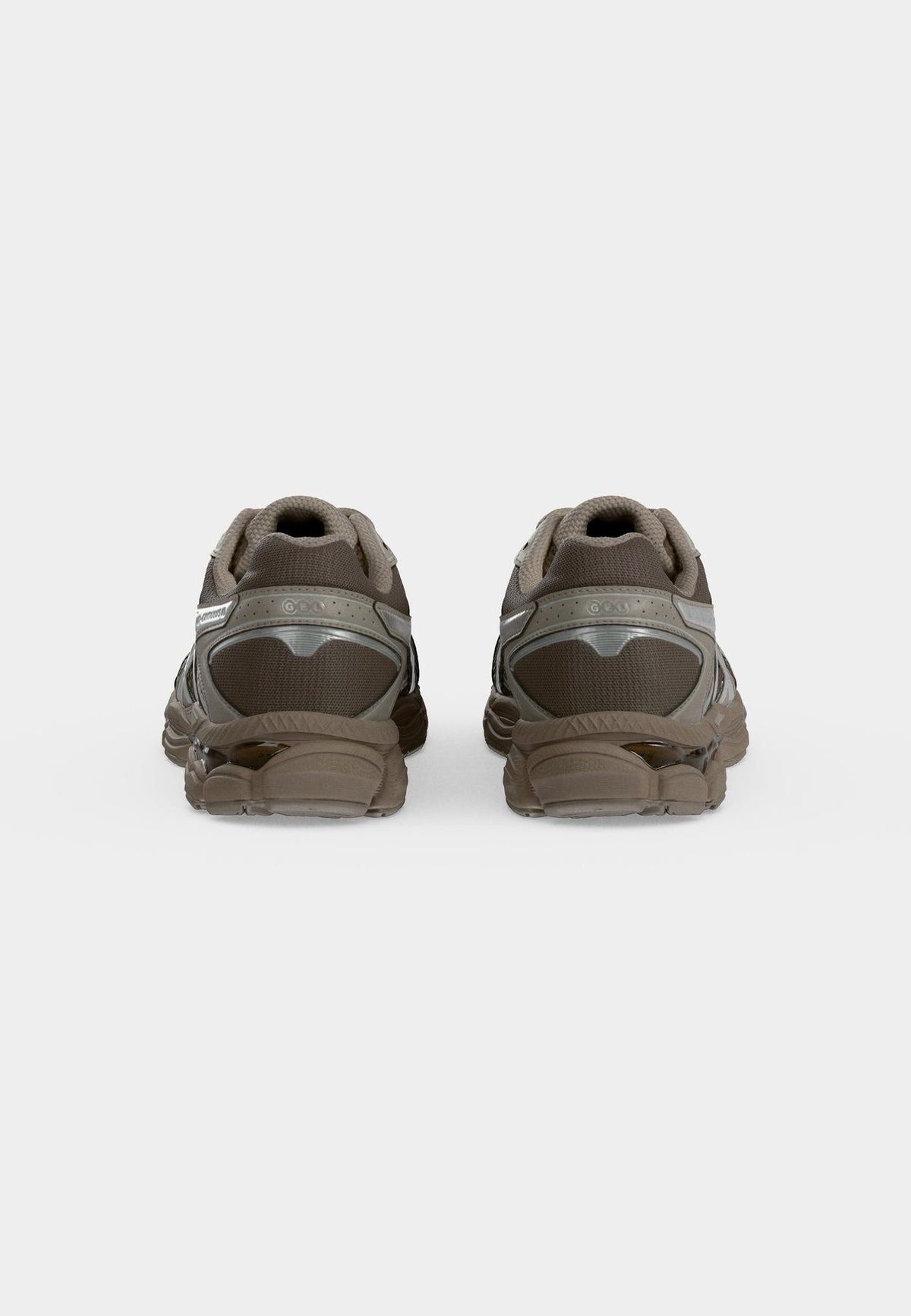 ASICS SportStyleGEL CUMULUS 16 UNISEX - Sneaker low