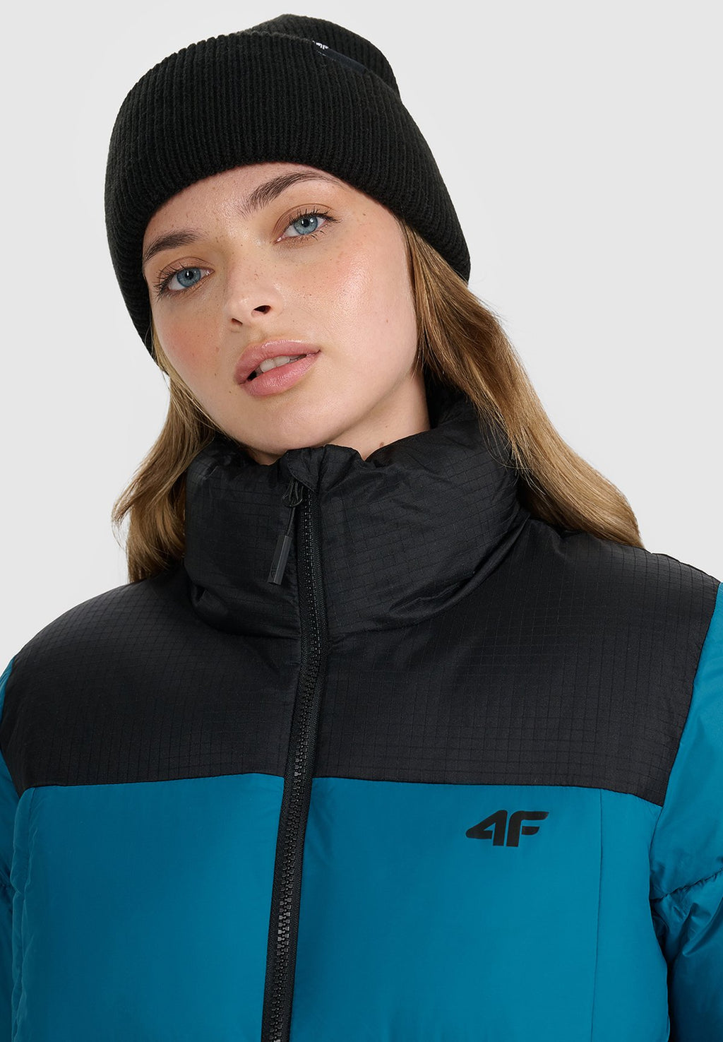 4F4F KURTKA ZIMOWA DAMSKA - Winterjacke
